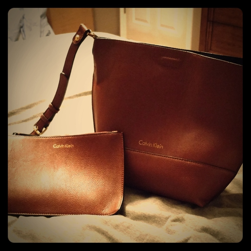 Calvin Klein Reversible Tote w/ Removable Pouch